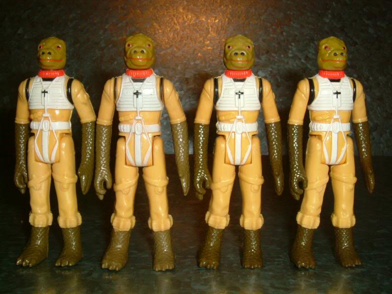 The 4 minor variants of the 'green' faced Bossk