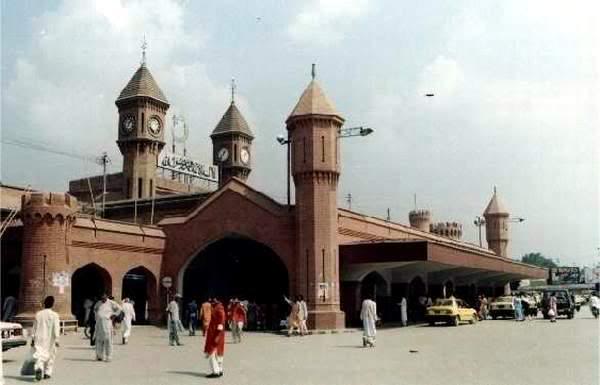Railway Station, Lahore