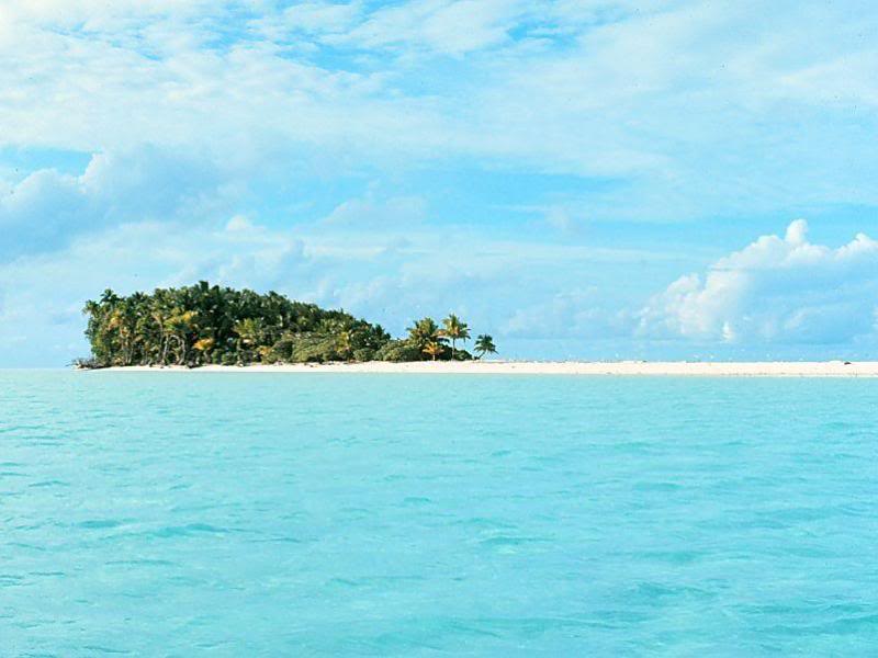 Helen's Reef, a classic desert island, with an elevatio...