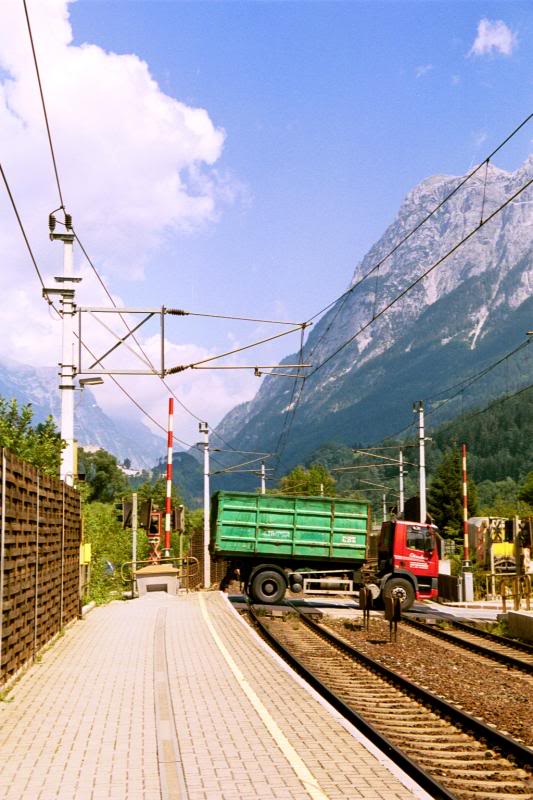 Pfarrwerfen station
