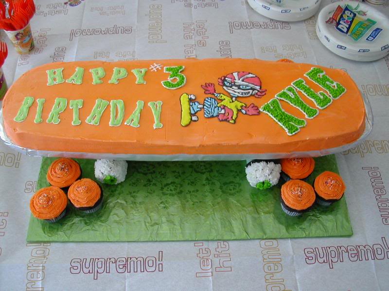 skateboard birthday cake