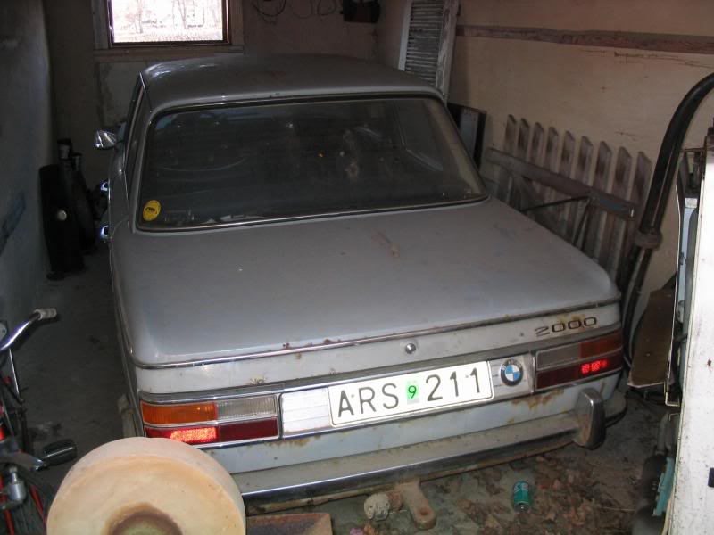 Grannens BMW 2000 Bild 1