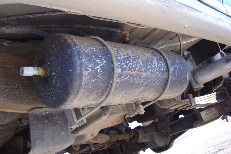 passenger side air tank
