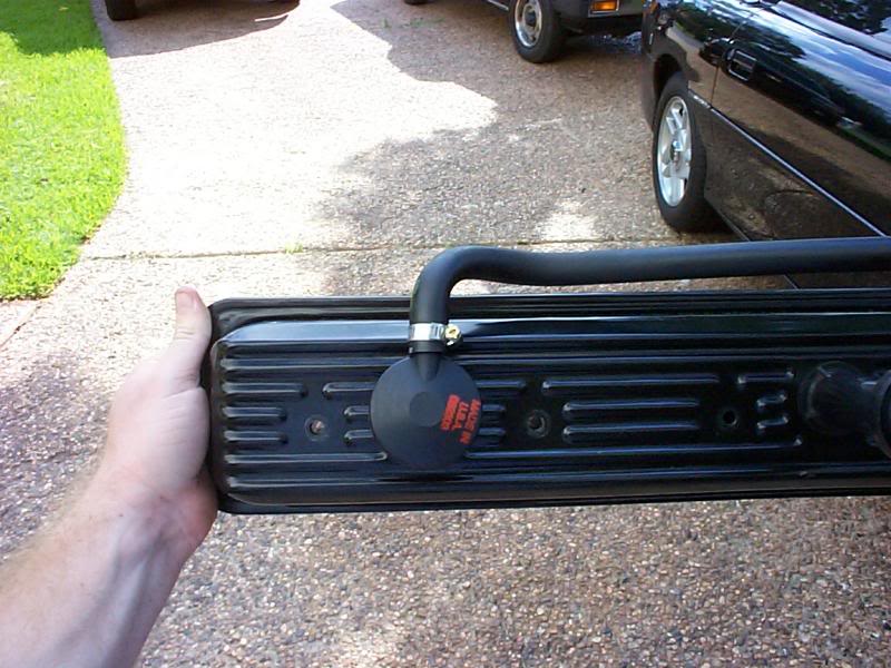 Closed system breather installed