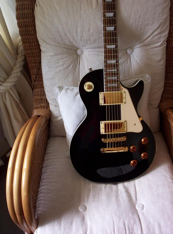 w/ Burstbuckers Pro and Gibson hardware 2 and push/pull...