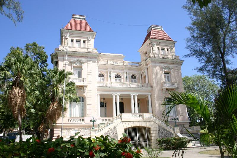 Cuba005-Bacardi House