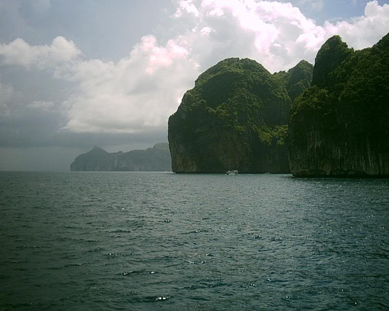 Phi Phi Don and Phi Phi Lei