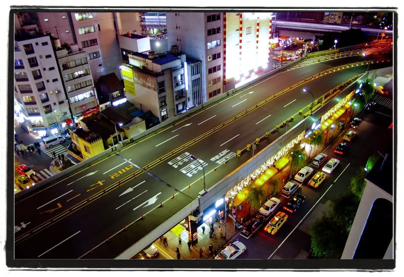 Tokyo, Shinbashi at night