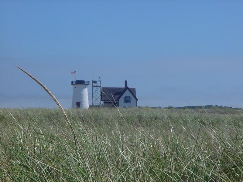 hardings beach- lighthouse