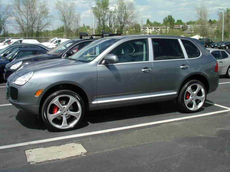 Cayenne Turbo on 22's