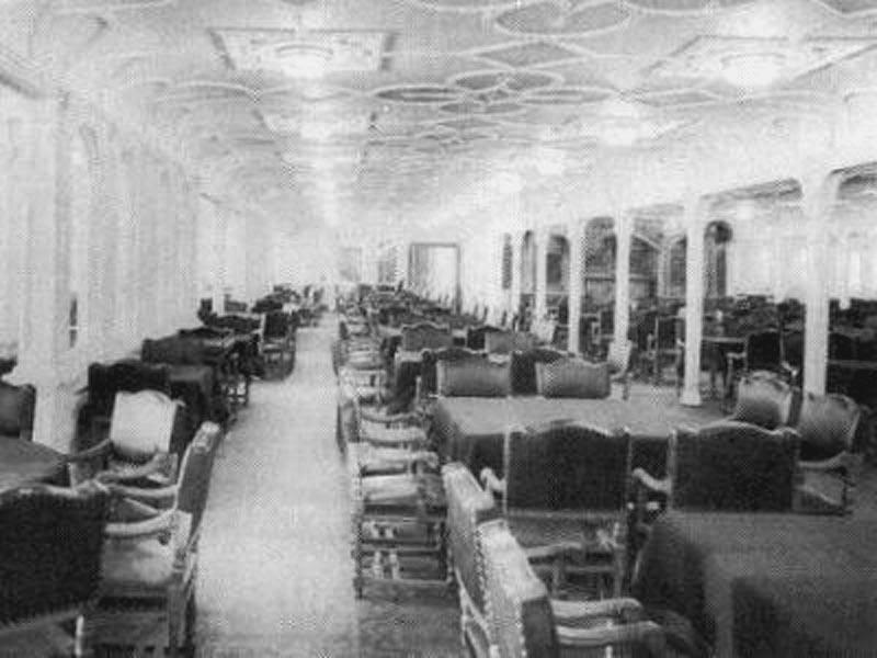 1st class dining saloon I'm sorry the quality is not ...