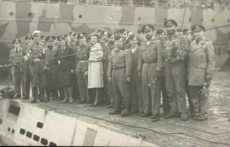 U-354 crew in Trondheim, Norway 13 June 1943.