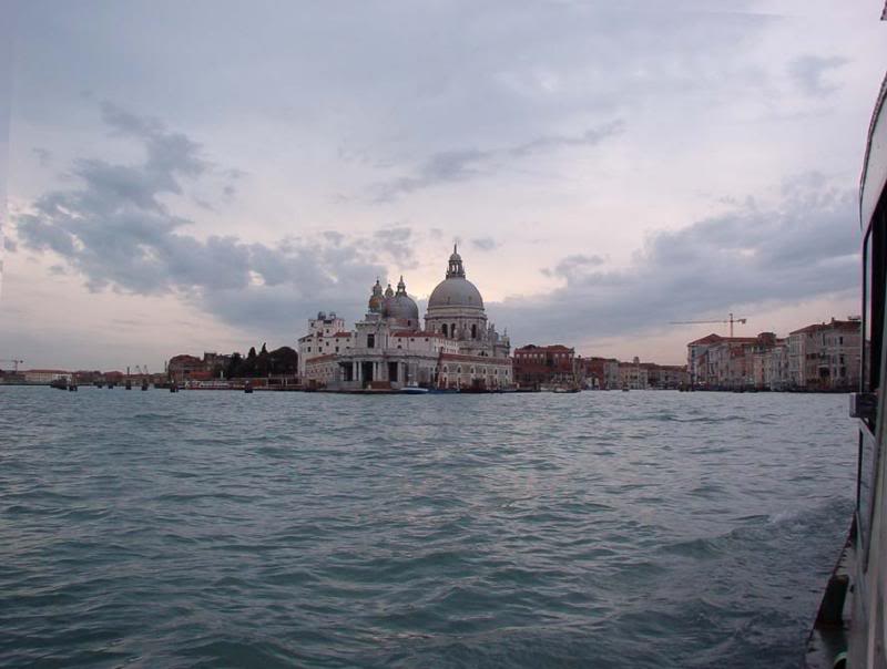 01 Punta d Dogana frm vaporetto