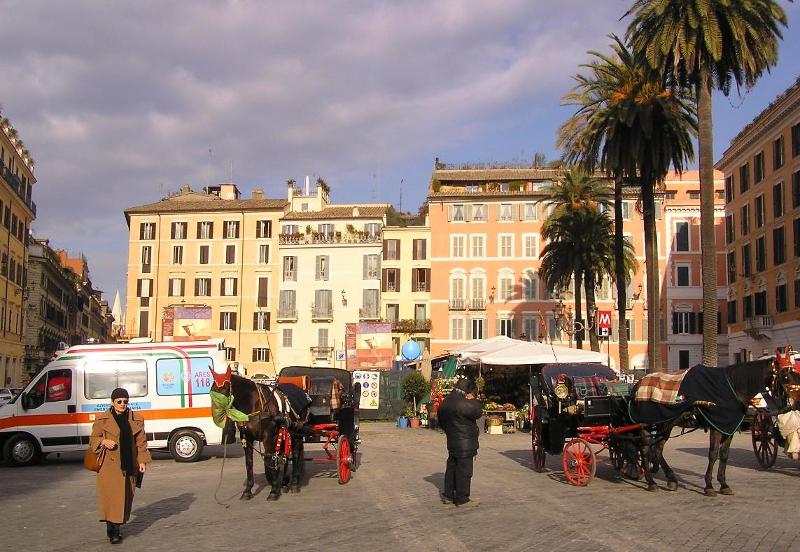 The Square below the Spanish Steps