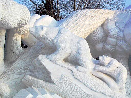 snow sculpture bears