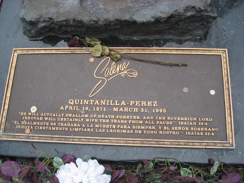 Selenas grave marker
