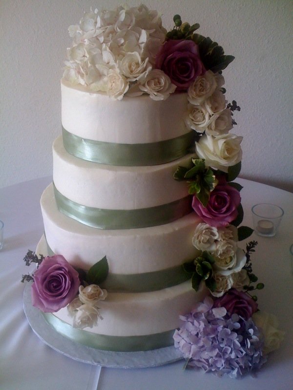 Bellamy wedding cake