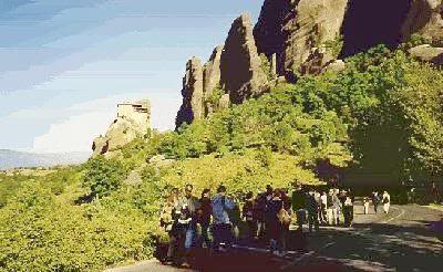 hike up road from Delphi Antiquities Dept to dig site