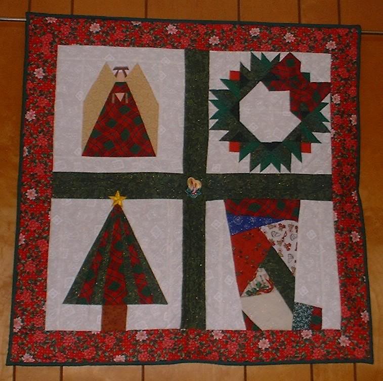 Christmas Scrap Quilt wallhanging