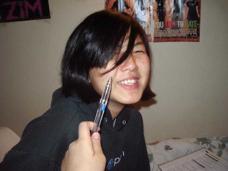 i am stabbing annie with a pencil