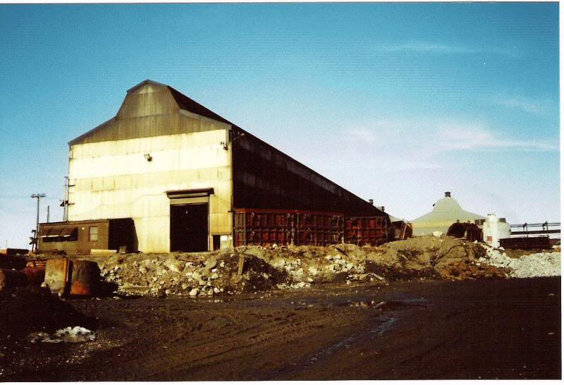 End of main building/ shipping area