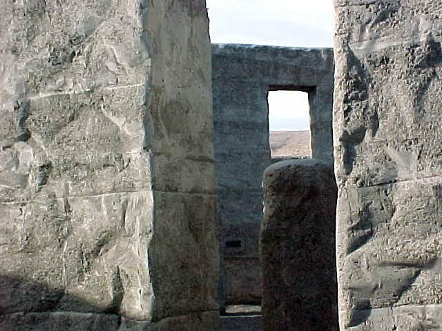 MARYHILL STONEHENGE 5