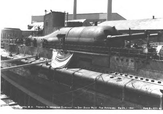 French submarine Surcouf