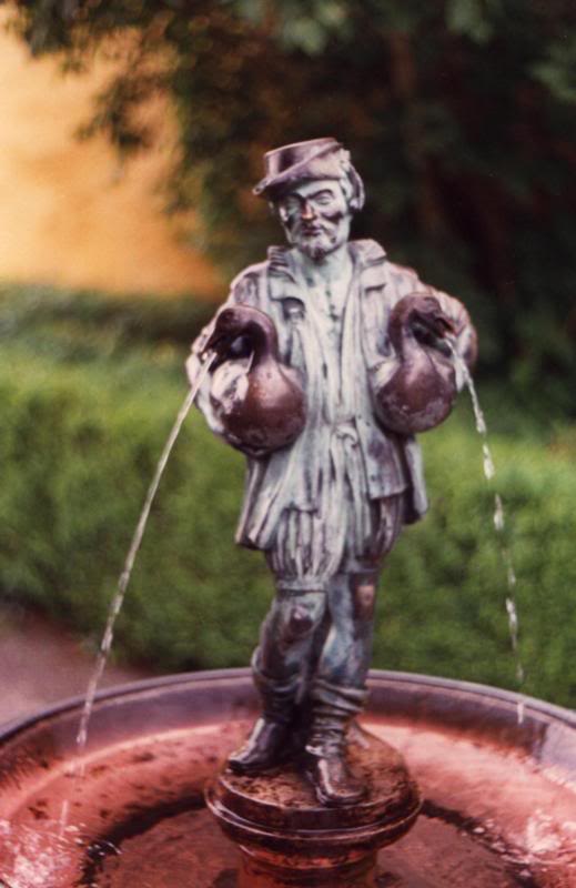 Gansman Fountain in the garden at Hohenschwangau