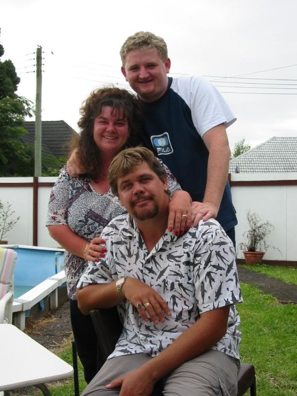 Tracey, Glenn and Frazier in Auckland, New Zealand, 6 F...