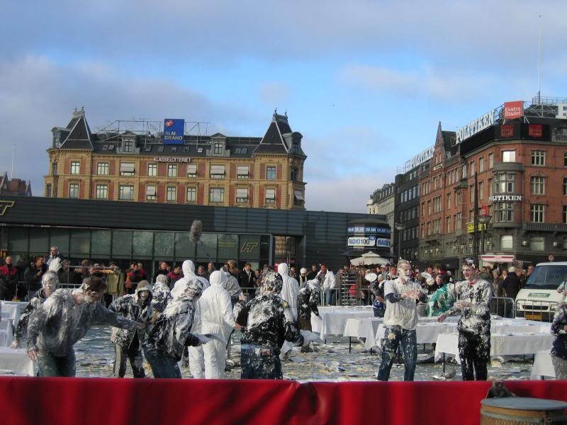 ���n�o�������a� ����u�O���V���� �M�w��, ���D�Z������