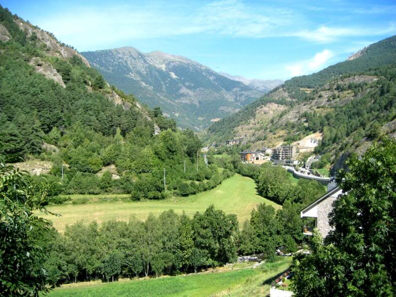 Andorra-View of Valley from Ordino01