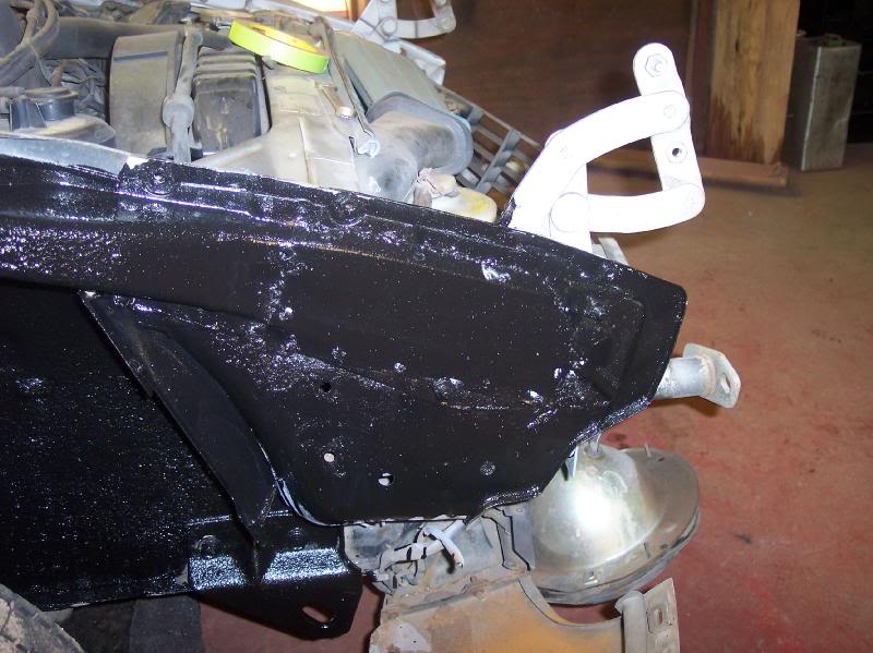 Rust hole cut out, patch welded in, whole inner fender ...