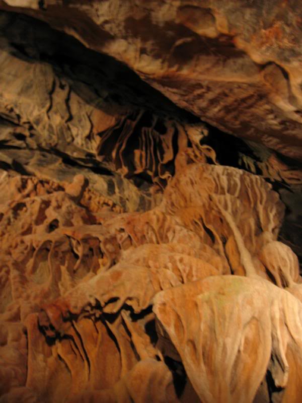 cox's cave cieling