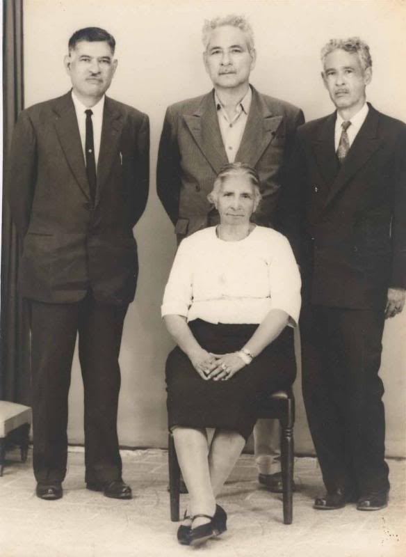 Juanita y los Mayorga Huembes - Manuel-Gilberto -Arturo
