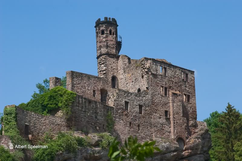 Norten-Hardenbe rg (NOM) - Burg Hardenberg 01062009