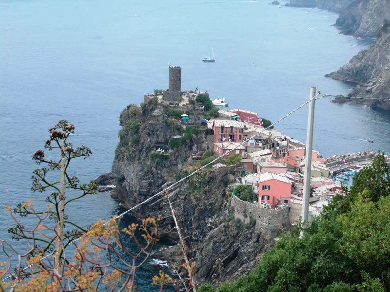 vernazza castle
