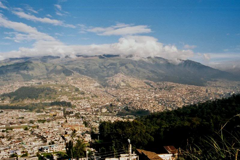1e A View of Quito With Cotopaxi Volcano in the Backgro...