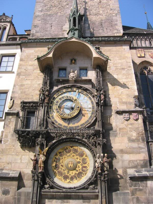 prague-church, clock