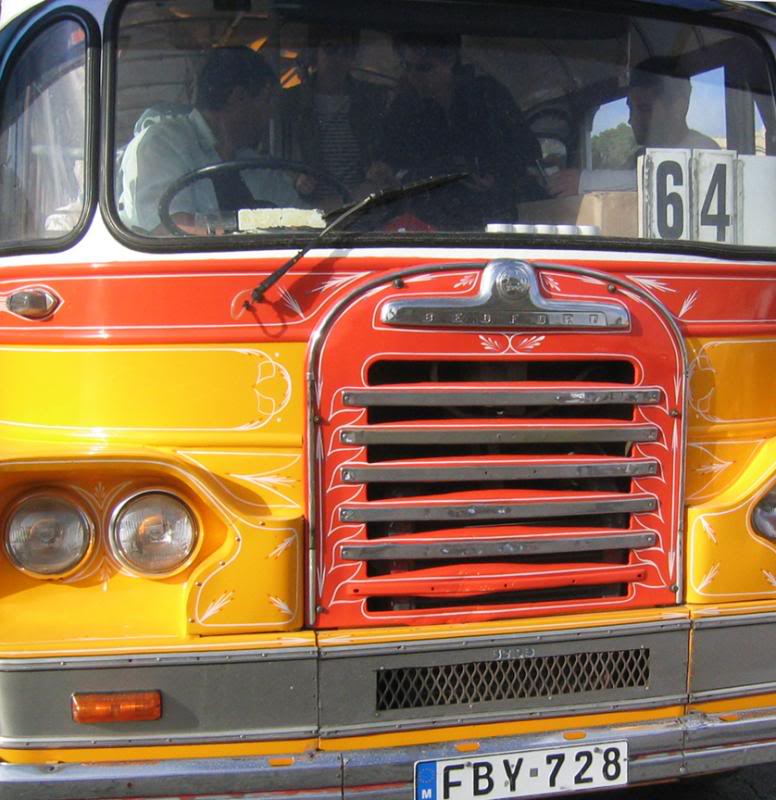 bus on malta