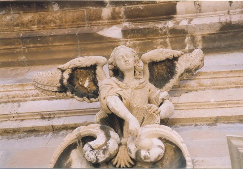 dubrovnik-detal j ulaza u knezev dvor