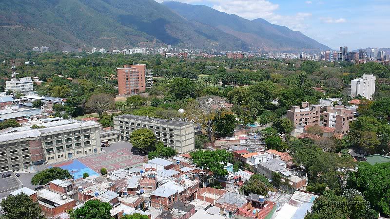 Chapellin y el Country Club - ��Jorge Karpati