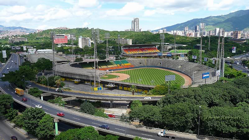Estadio de Beisbol en UCV - ��Jorge Karpati