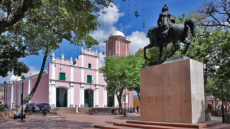 Plaza Sucre de Petare - ��Jorge Karpati