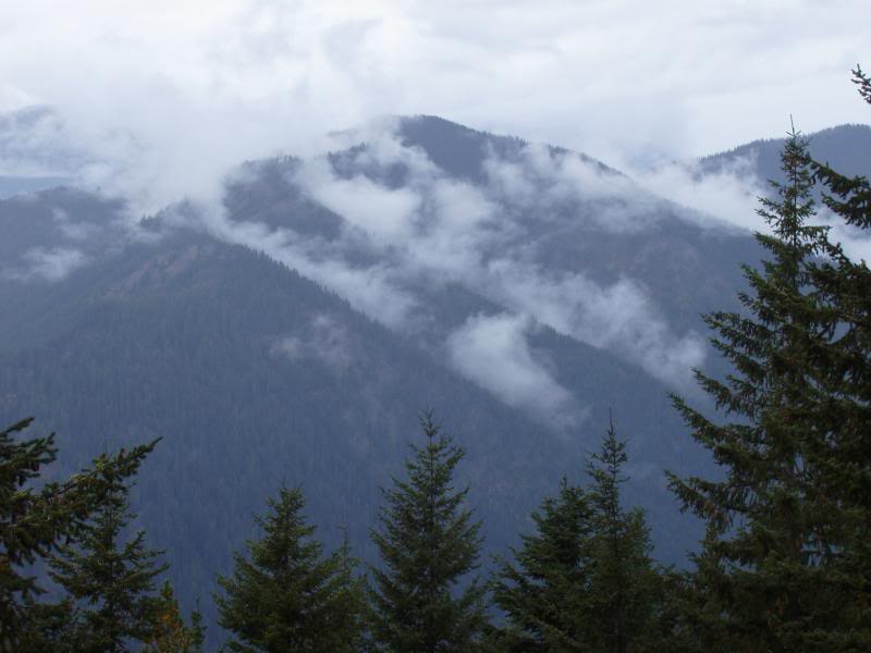Looking out over mountains in Glacier Peak Wilderness