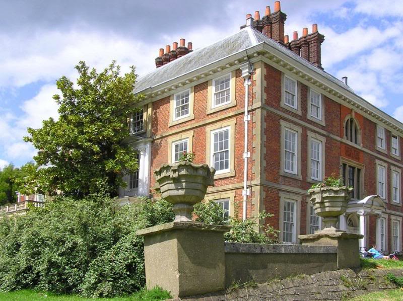 Forty Hall (1629-36)