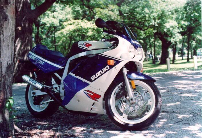 GSXR750