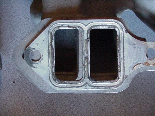 Stude Caddy Manifold Comparison02