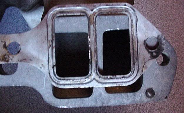 Stude Caddy Manifold Comparison07