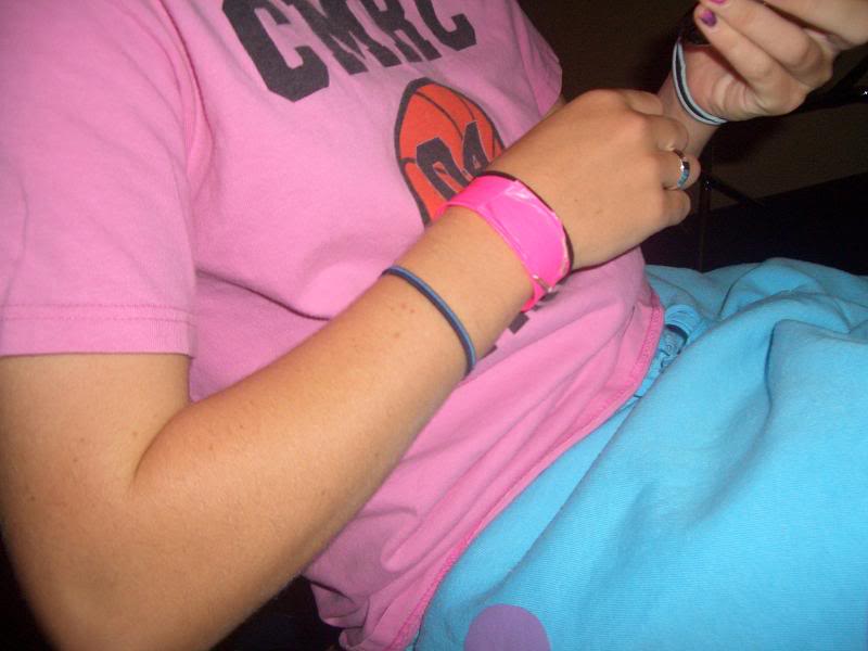 julias stomach hurt? so i took a pic