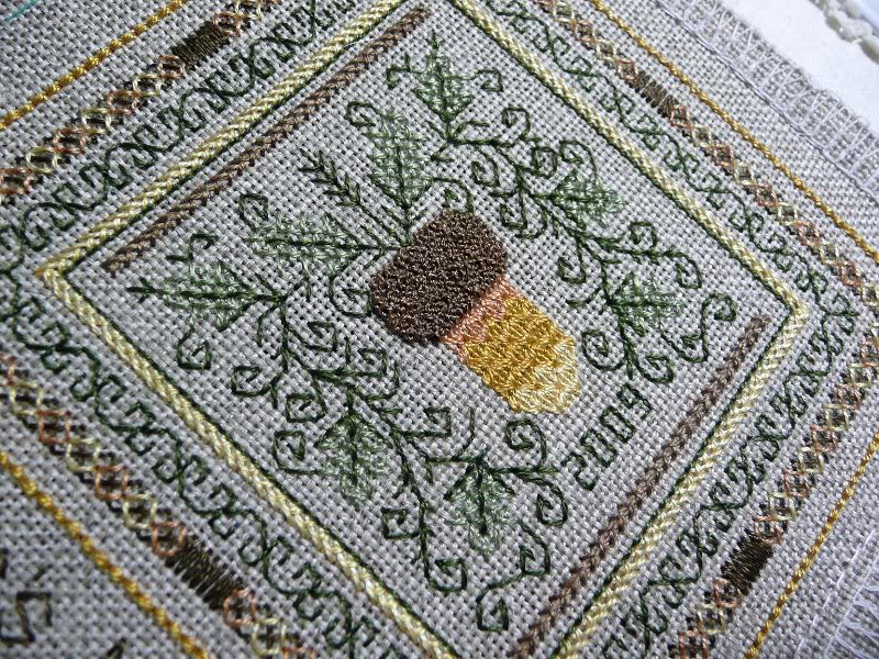 Acorn Needlebook 30Apr09 3